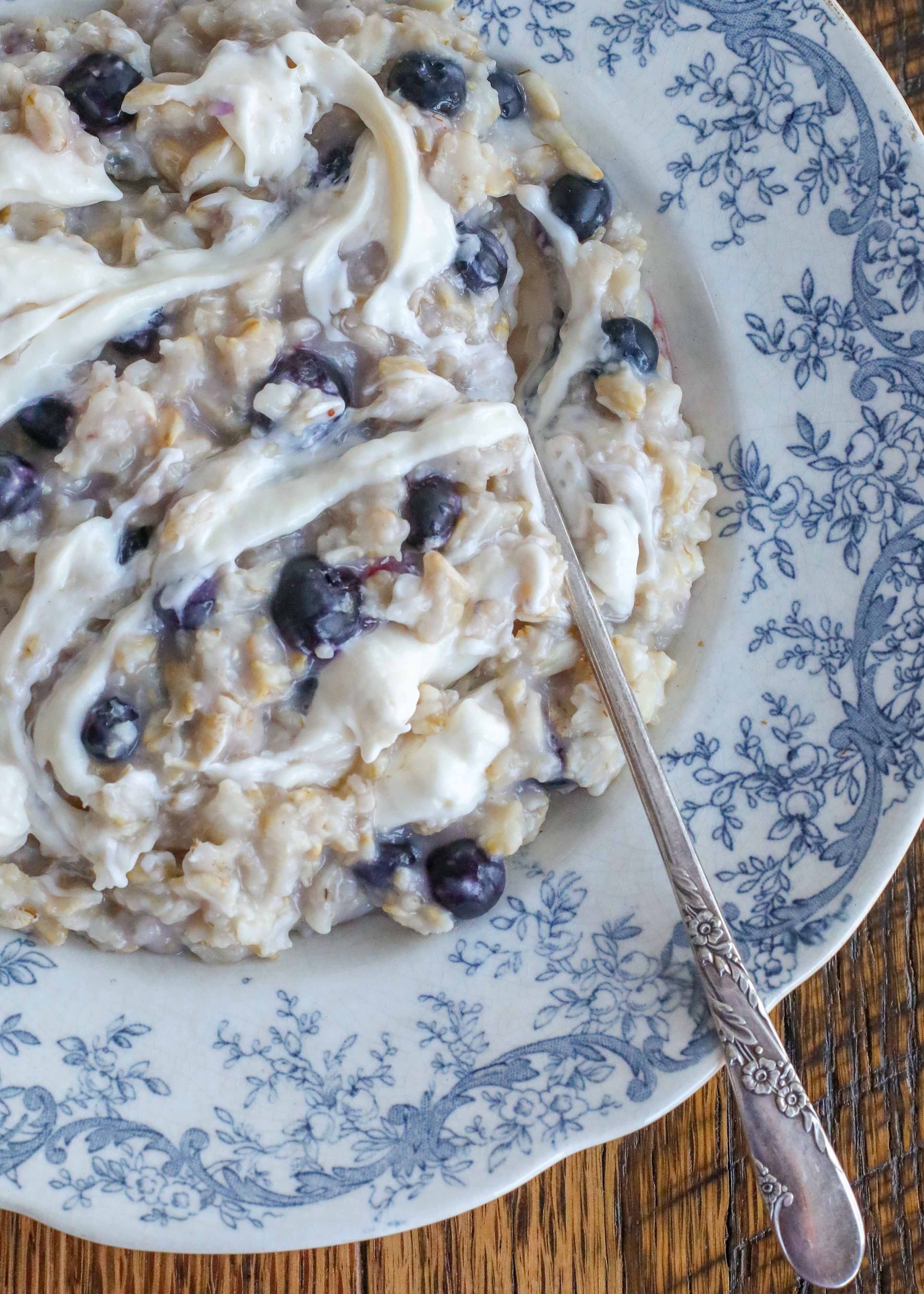 Indulge in Creamy Blueberry Cheesecake Oatmeal for Breakfast
